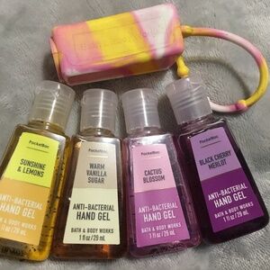 Bath & body works anti bacterial hand gel and holder